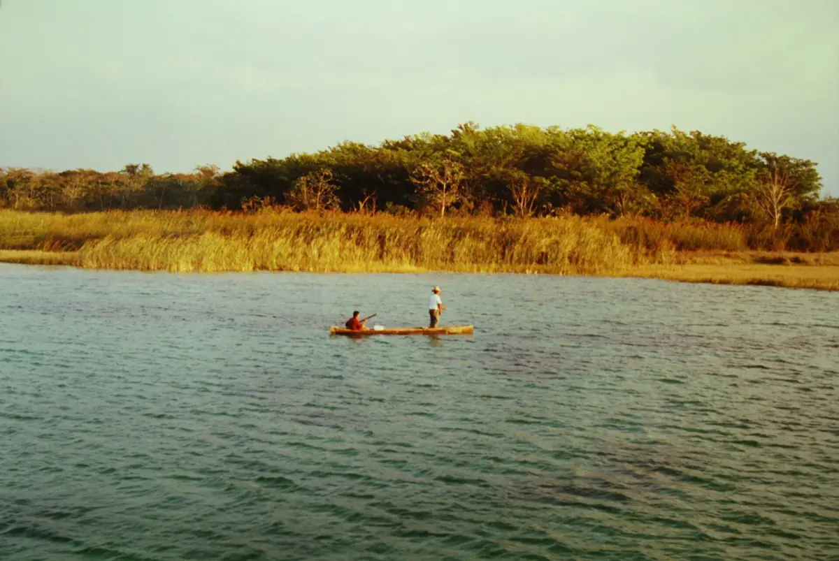 A canoe on Lake Petén Itzá