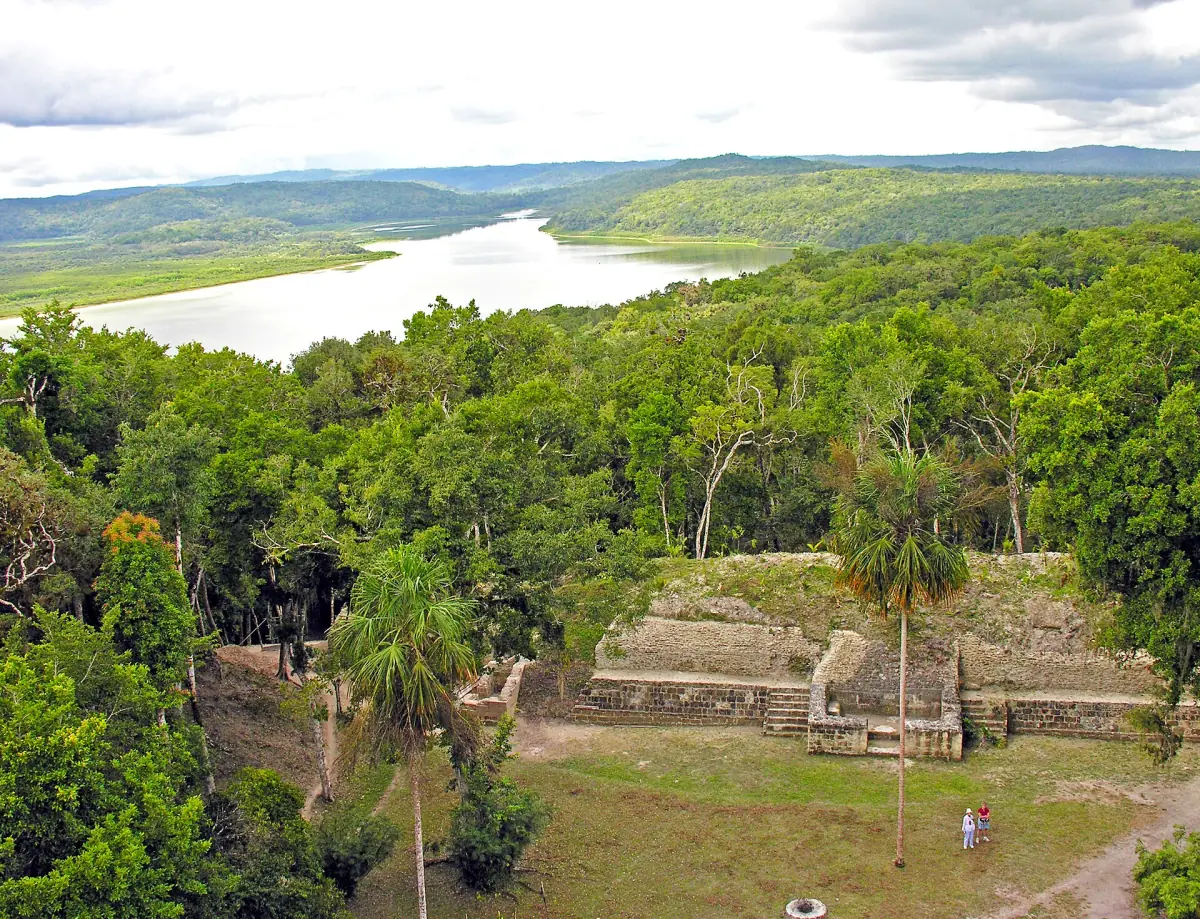 View over the ruins to the Yaxhá lagoon